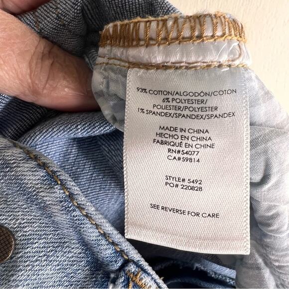 Cabi Cinch Skinny Jeans Sz 4 Mid Rise Bleach Splatter Distressed - Picture 8 of 9